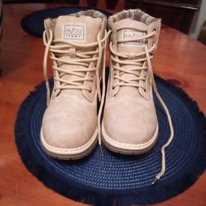 Hi - Top Anjou Femme Plaid Trimmed Boot W 8